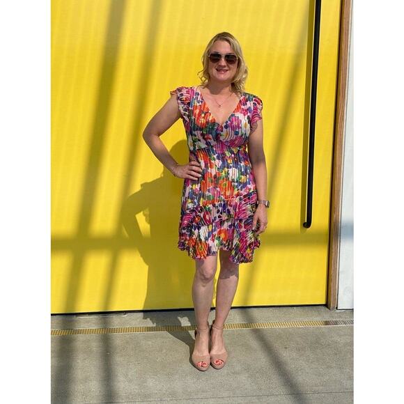 SALONI Pink Printed Silk Flutter Sleeves V-Neckline Ruffled Skirt Catia Dress 4 - Picture 13 of 15